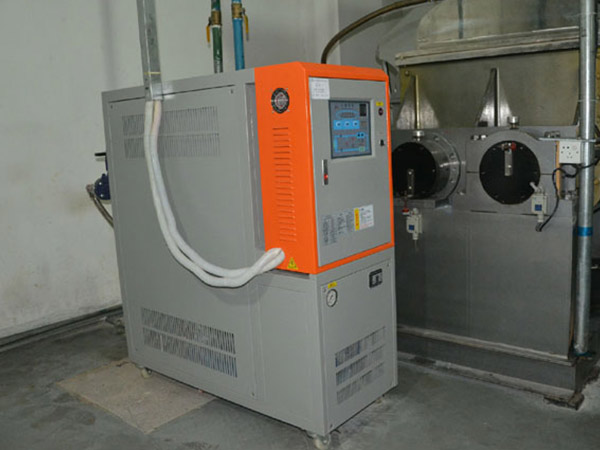 ���z�ܟ��C(j��)����ģ�ؙC(j��)